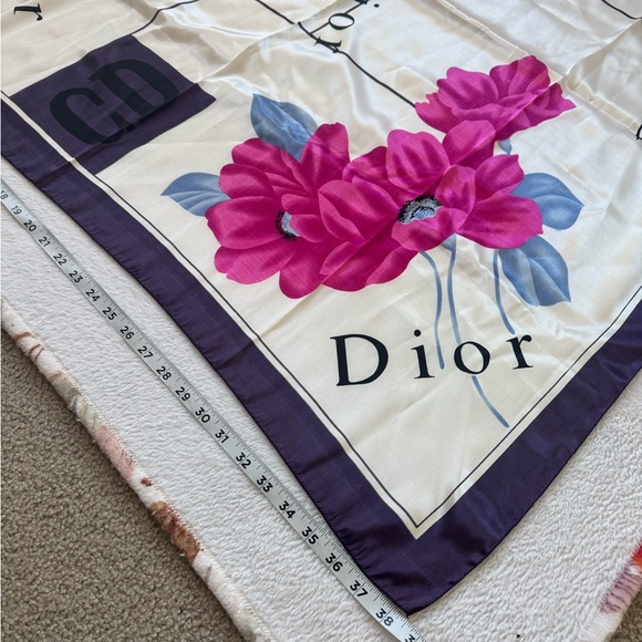 Dior Fuchsia and Cream Silk Scarf - Picture 4 of 7